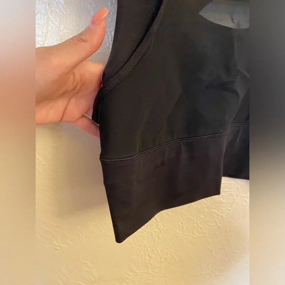 Lululemon top - Picture 3 of 10